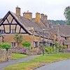 Cottages in Broadway