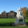 Kensington Palace and Queen Victoria's Statue