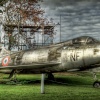 Full length shot of the other aircraft.