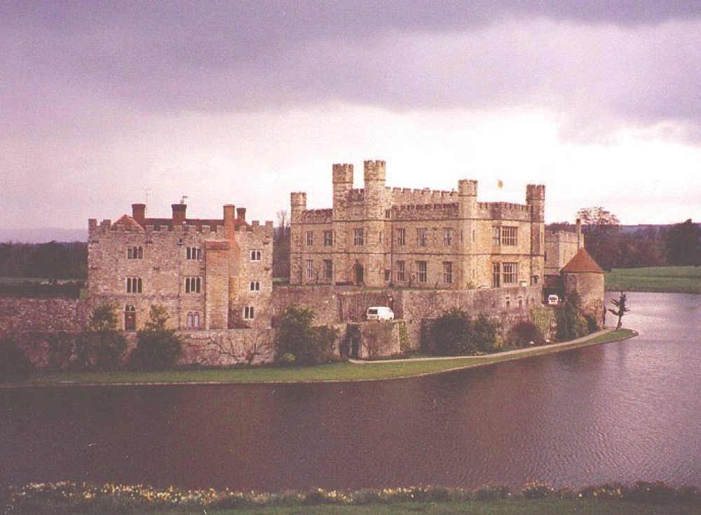 View of Leeds Castle from the nearby restaurant.