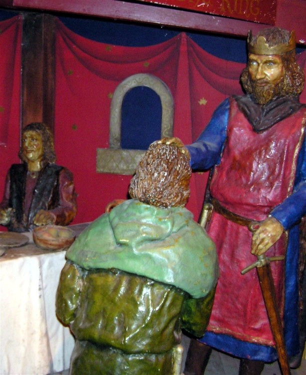 Robin Hood is pardoned by King Richard at the Sherwood Forest Visitors Centre