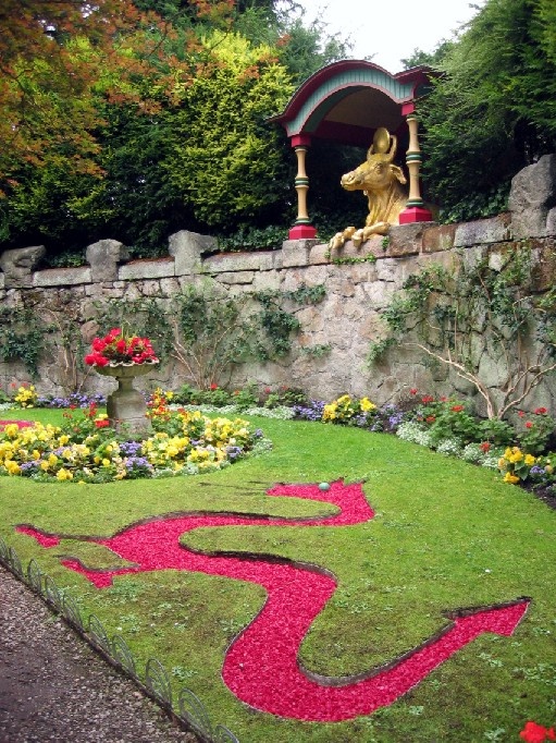 Biddulph Grange Garden - The dragon parterre