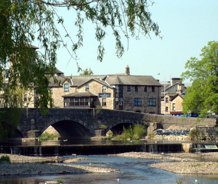 hotel with view of the river kent, in Kendal, Cumbria