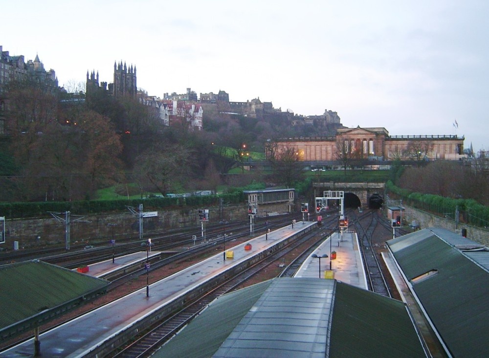 The view towards Edinburgh Castle, from Waverley Station