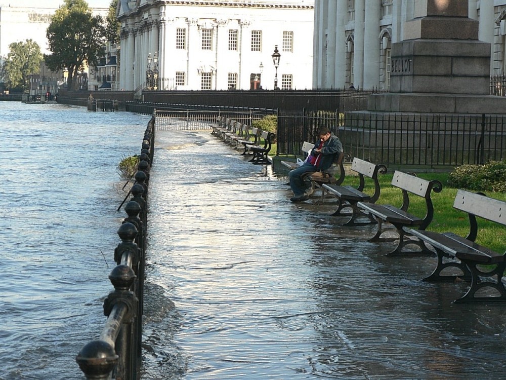 Very High Tide at Greenwich
