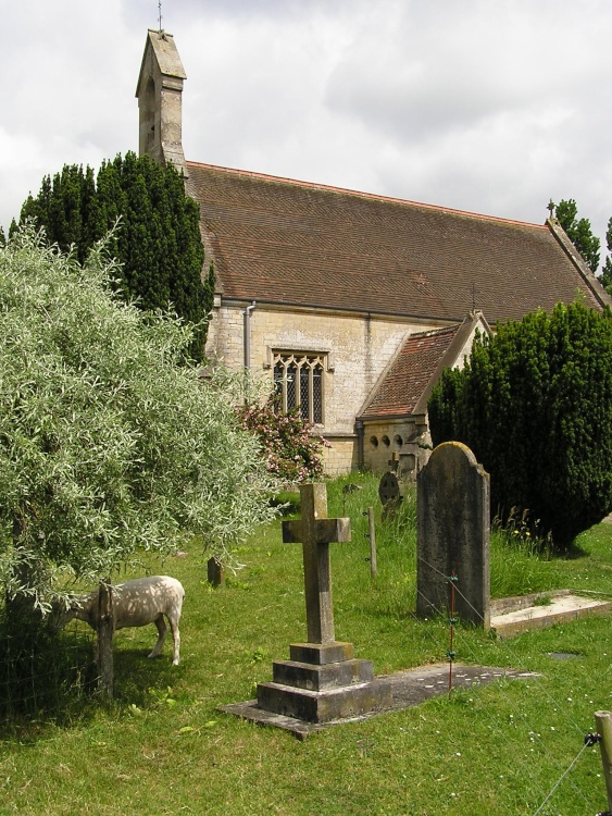 St Mary Magdalene churchyard, Woodborough, Wiltshire
