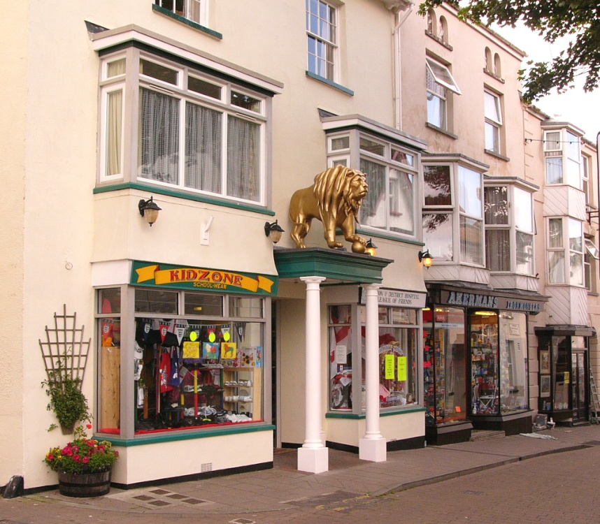 Seaton shops
