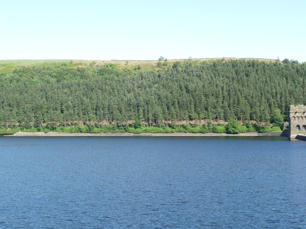 Derwent Reservoir on a warm summers day