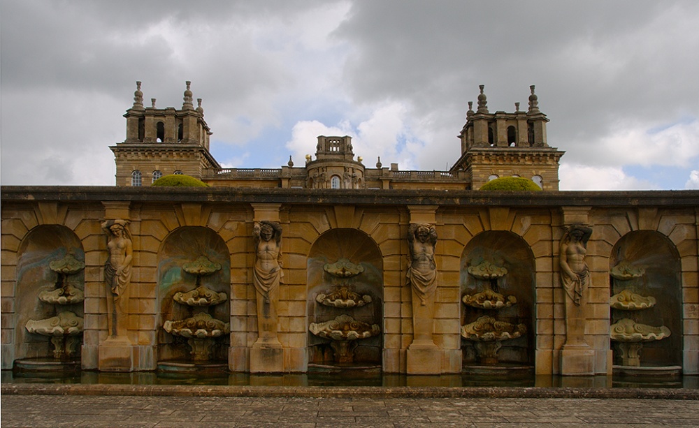 Wall within Blenheim Palace Gardens