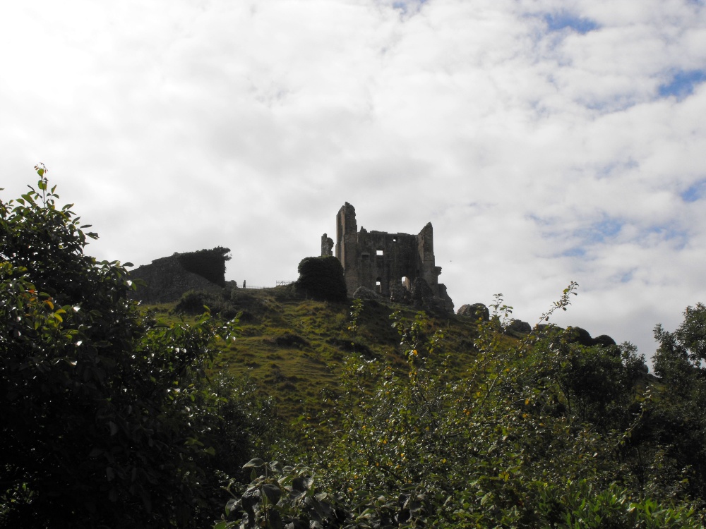 Very cool Corfe Castle