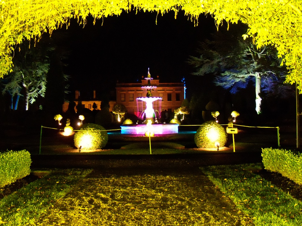 Enchanted Gardens - The Fountain and Hall