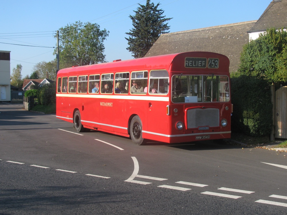 Corsley Heath, Red Bus