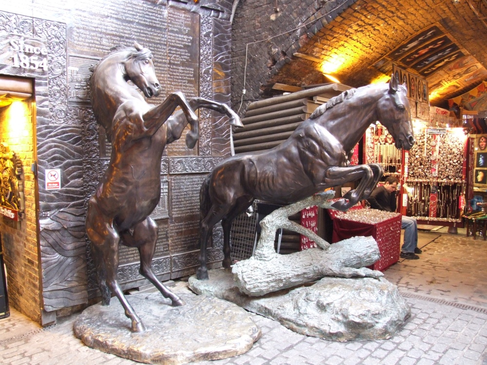 The cast iron Horses