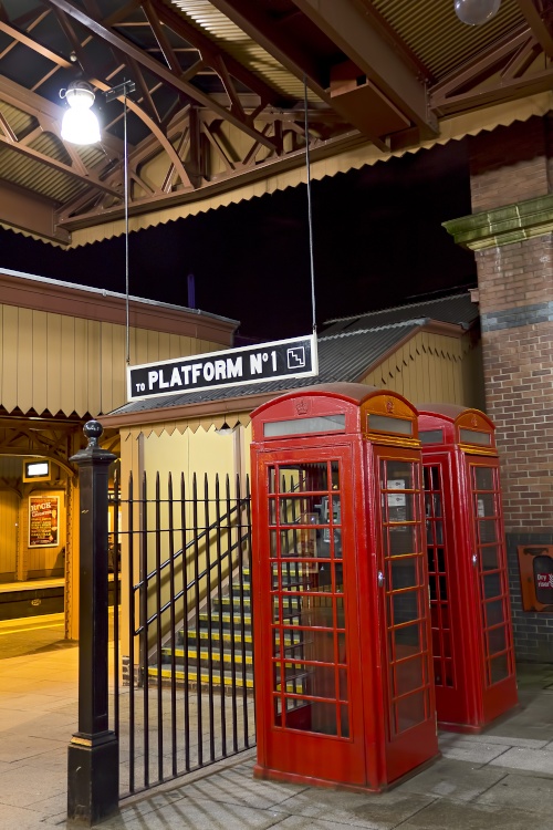 Birmingham, Moor Street Station - Telephone Boxes
