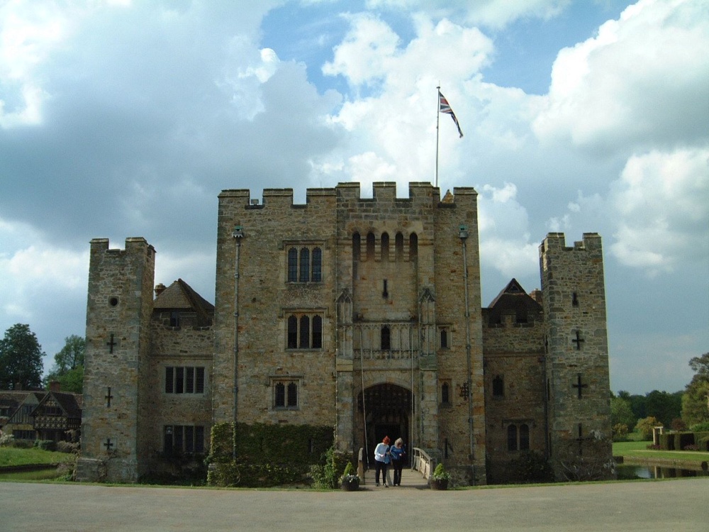 Hever Castle, May 2001