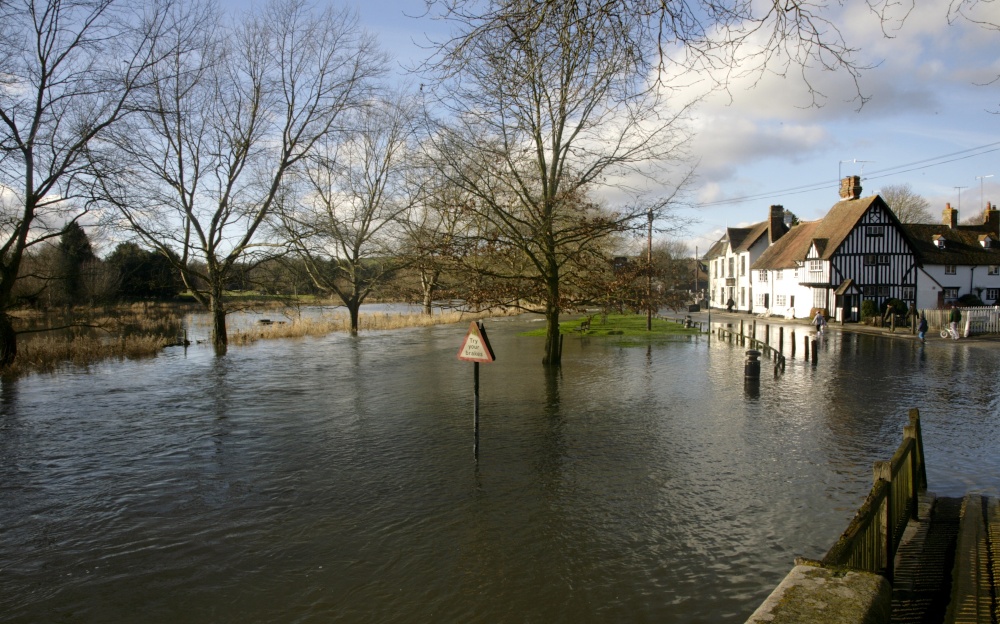 The River Darent and Ford