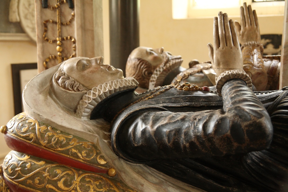 ''1605 Knollys Monument St Nicholas Church, Rotherfield Greys