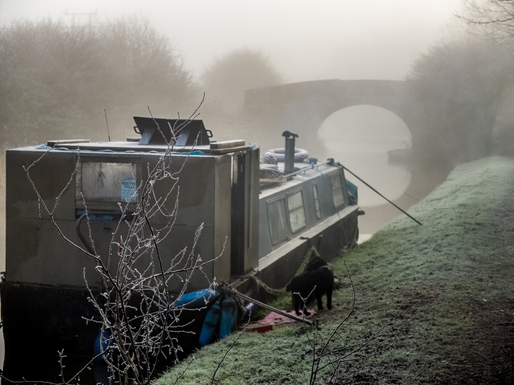 A foggy morning along The Grand Union Canal, Loughborough
