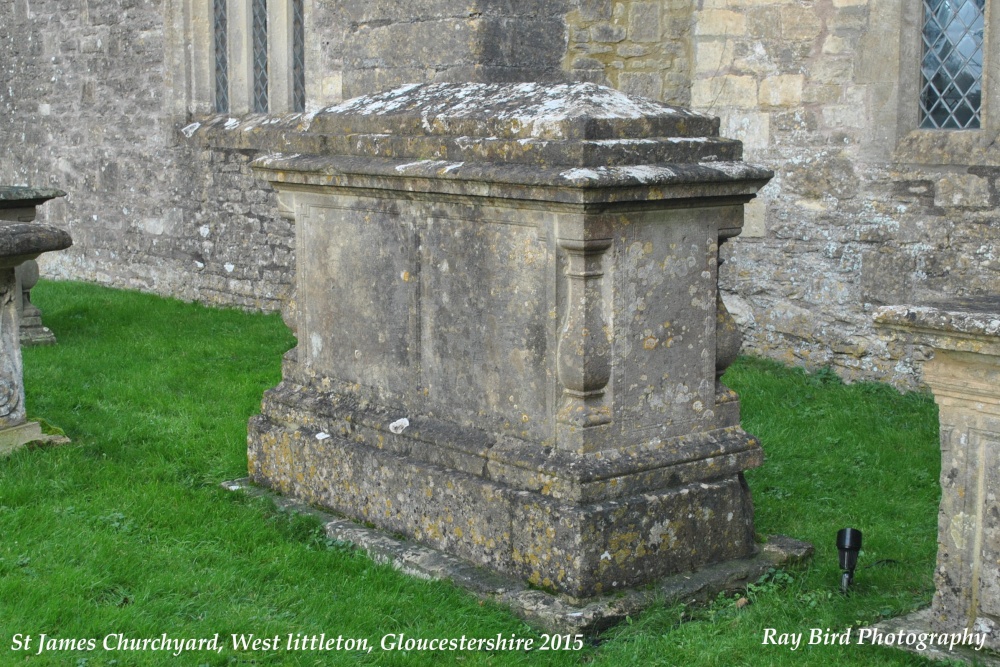Old Tomb, St James Churchyard, West Littleton, Gloucestershire 2015