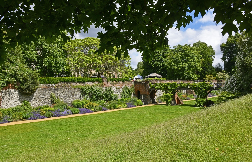 Eltham Palace Garden