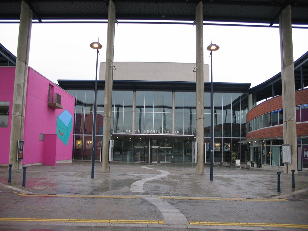 Milton Keynes theatre and art gallery(left), theatre district, Milton Keynes