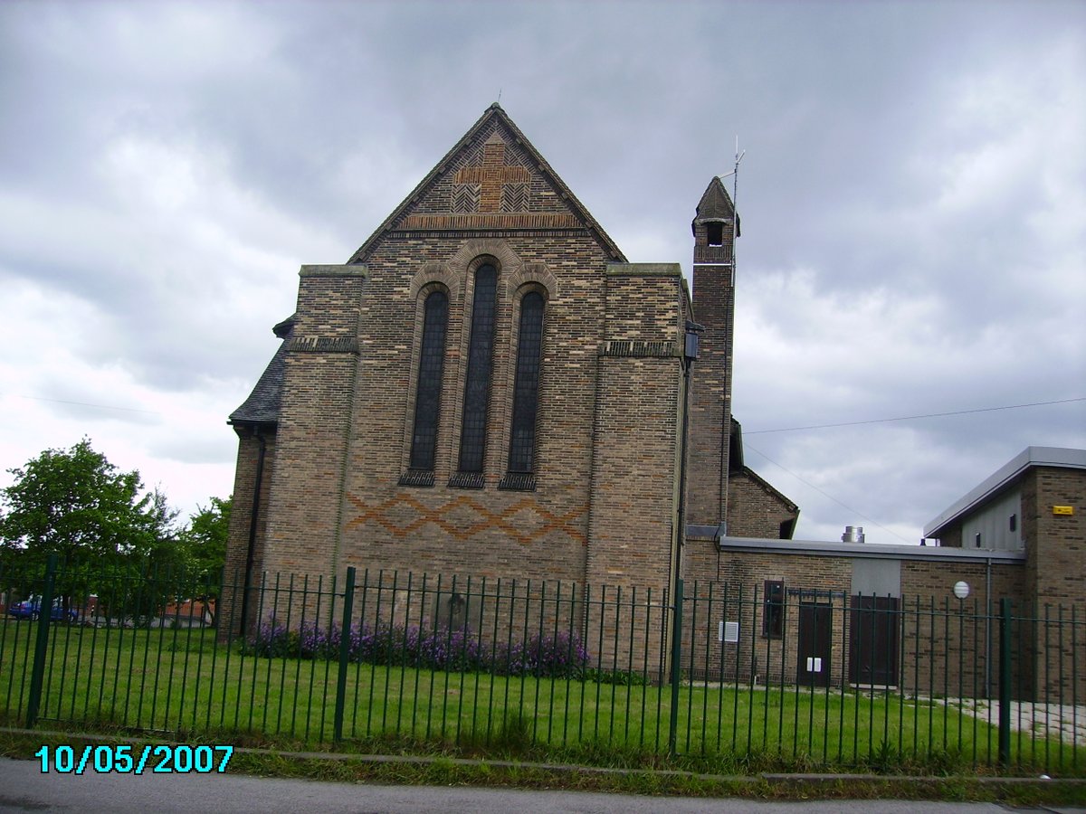 "St Paulinus Church in the village of Ollerton in Nottinghamshire" by