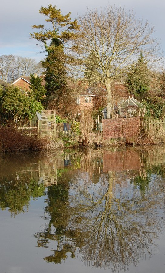 Reflection on the Kennett & Avon canal at Devizes