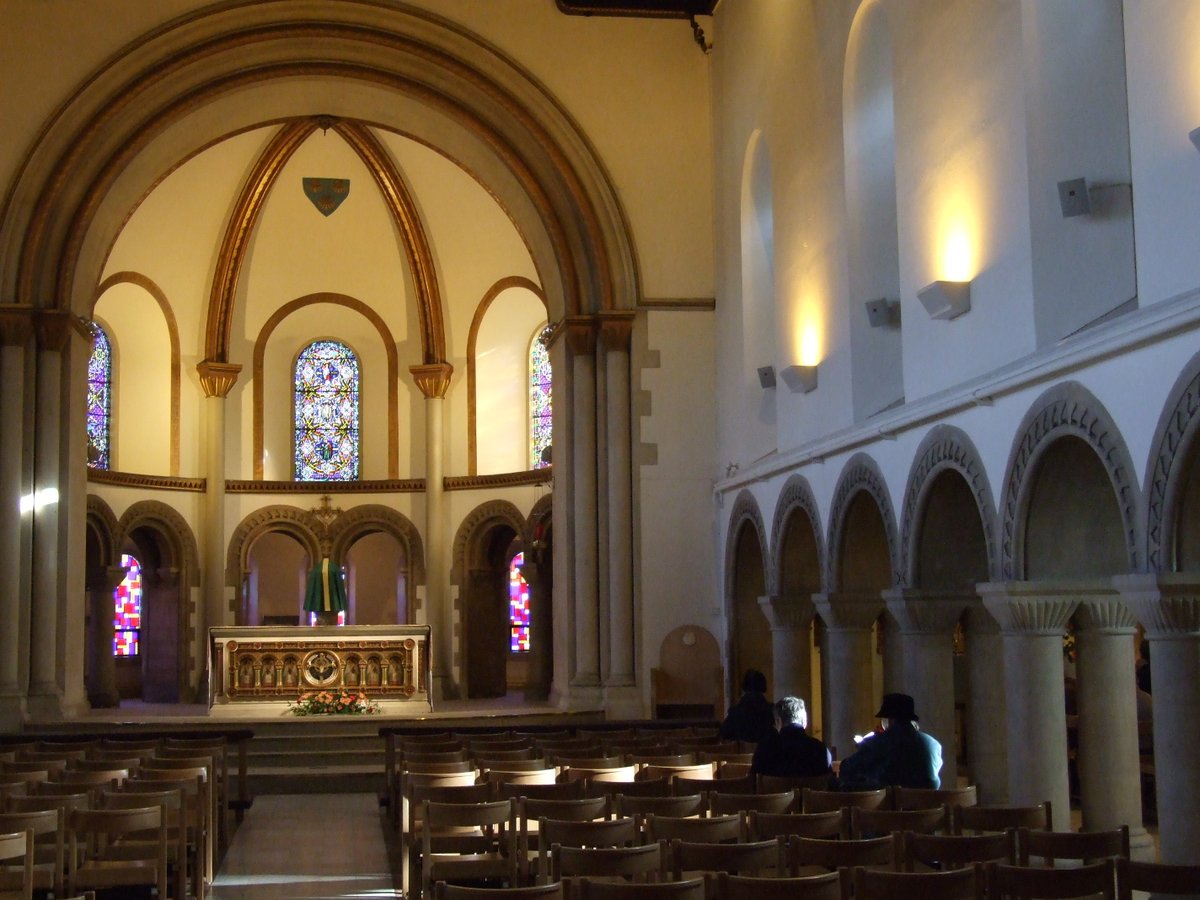 Interior of St. James' Church, Reading