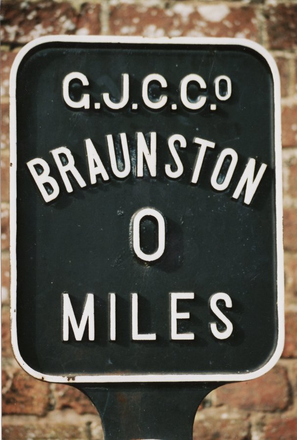 No miles to Braunston
