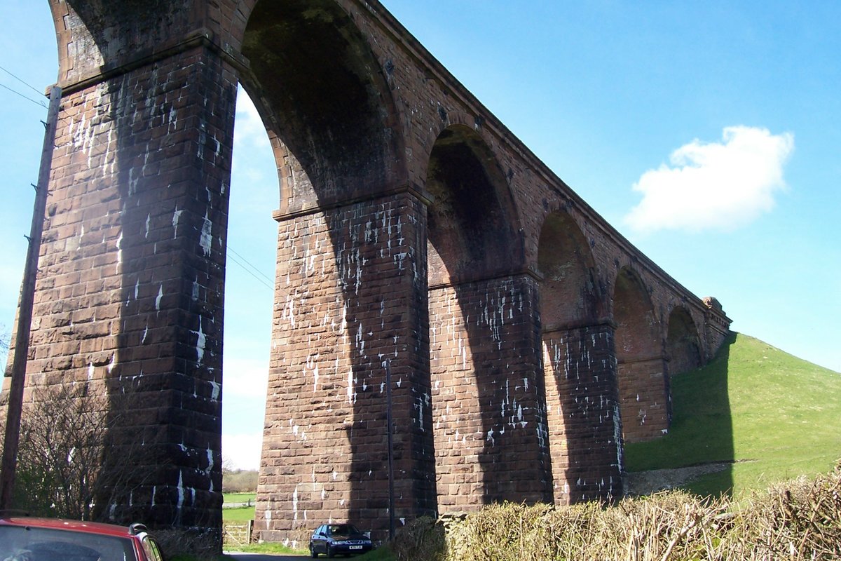 The viaduct at Beckfoot