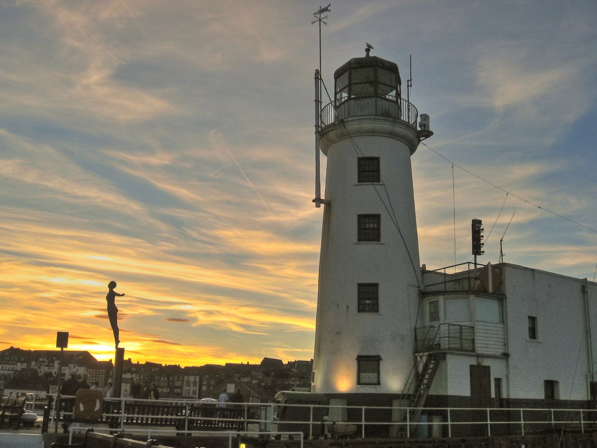 Sunset on the lighthouse