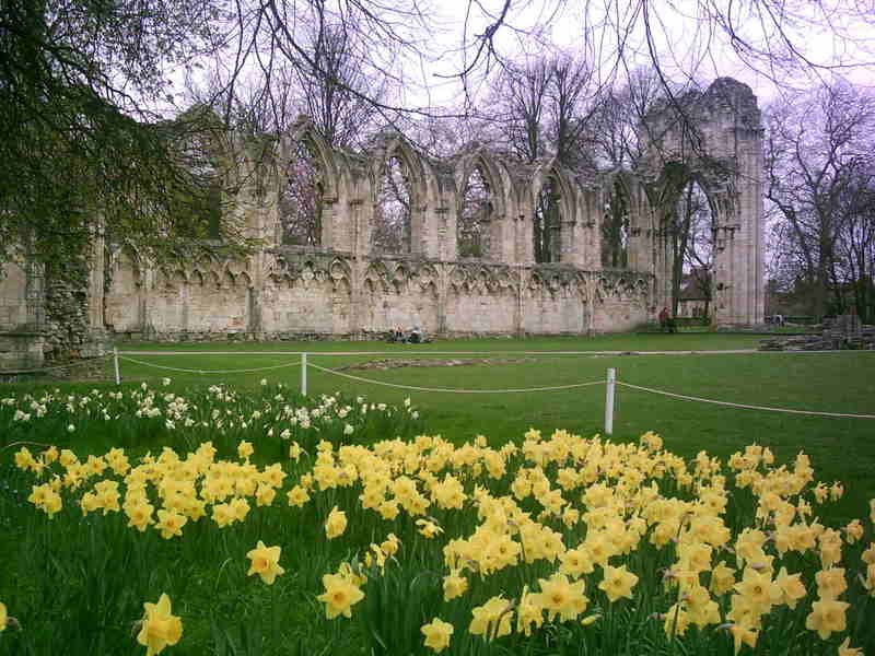 St Mary's Abbey Ruins - Yorkshire Museum Gardens
