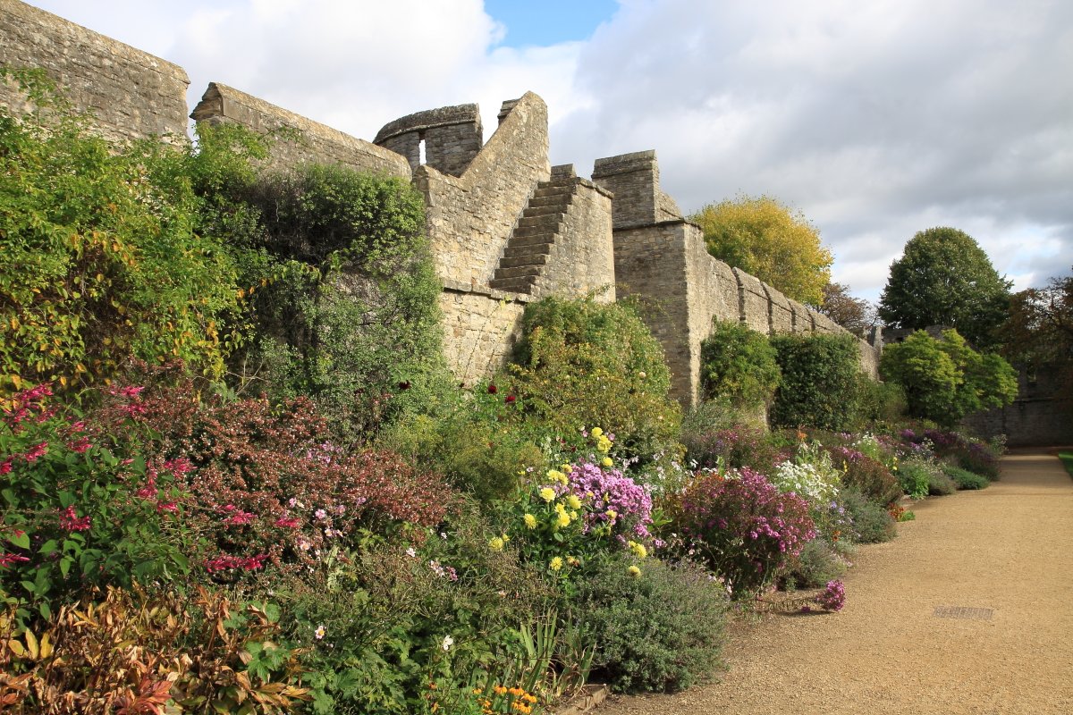 New College Gardens and City Wall, Oxford
