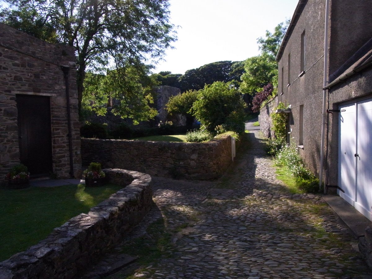 Cathedral Close, St Davids