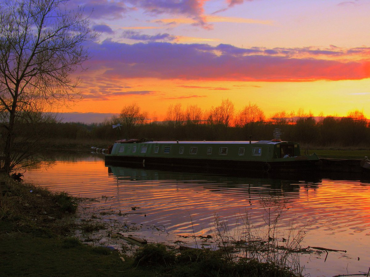 Sunset on the River Soar, Thurmaston