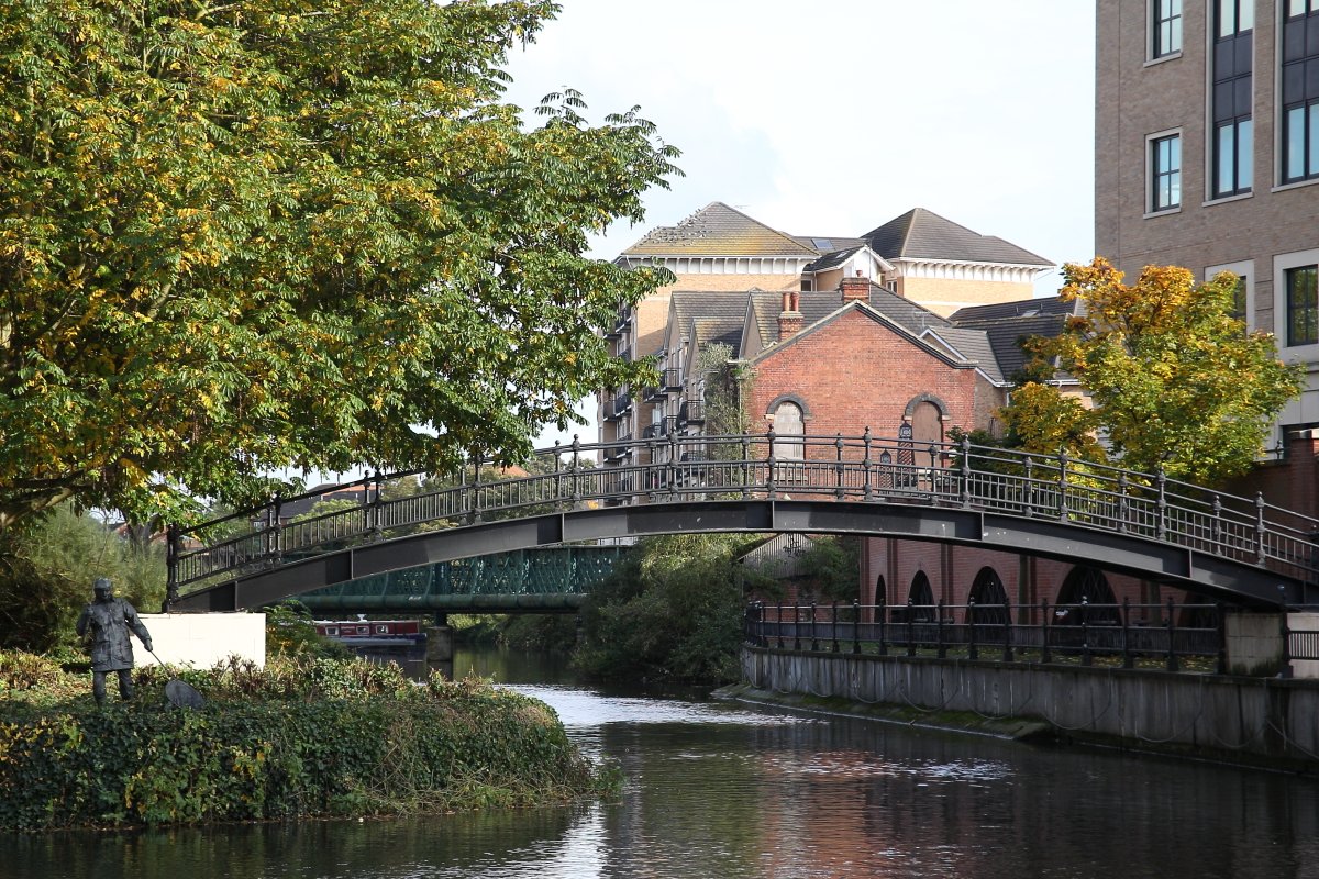 "Island on & Avon Canal near Blake's Wharf, Reading" by Edward