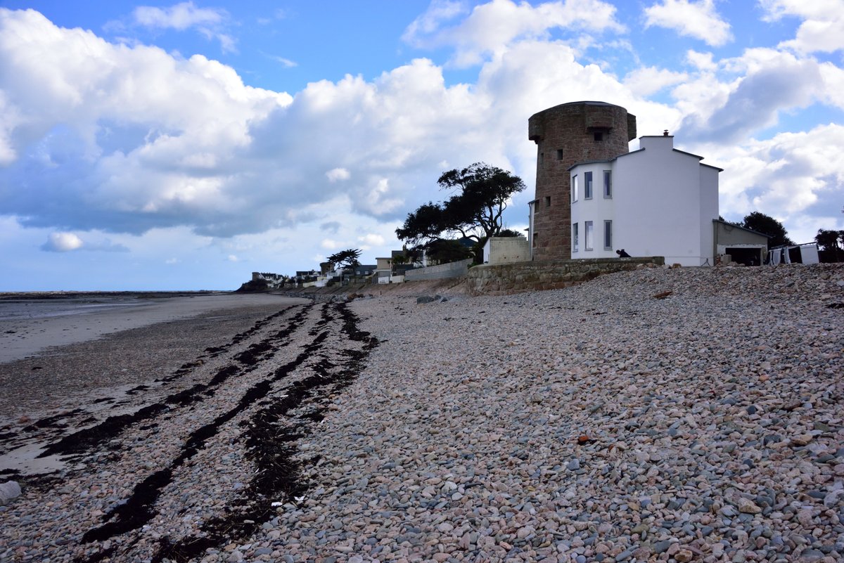 Le Hurel Tower & Attached House on the East Coast