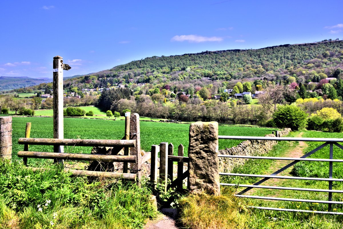 The Path from Calver to the Hillside Village of Curbar
