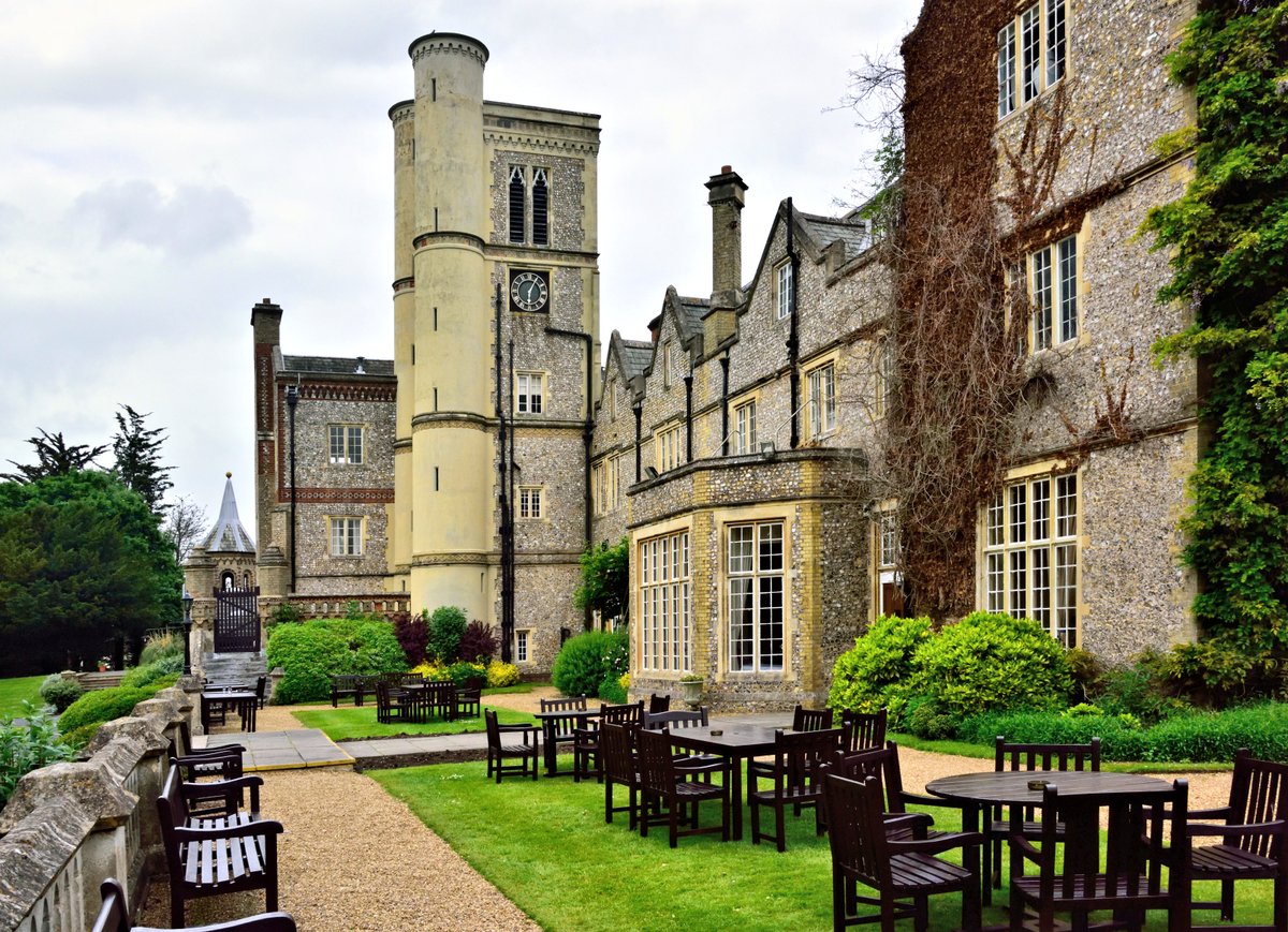 Horsley Towers Frontage View with Guest Seating