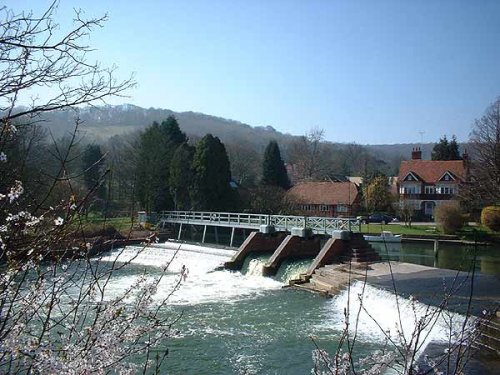 The Weir at Streatley