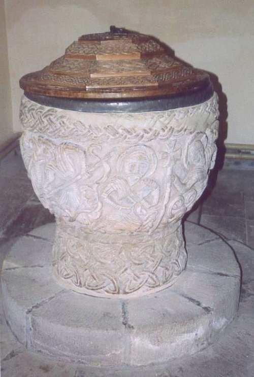 norman 11th c font, Eardisley church