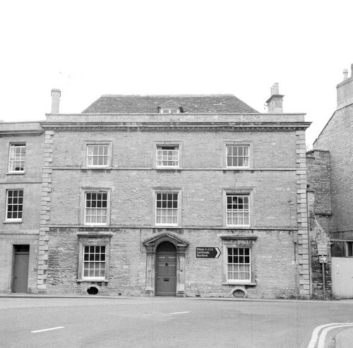 Cirencester Dunstall House
