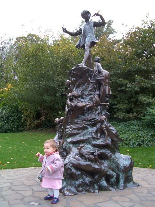 Status of Peter Pan on Kensington Garden grounds