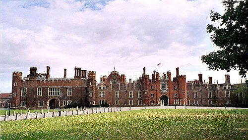 Hampton Court Palace & Gardens