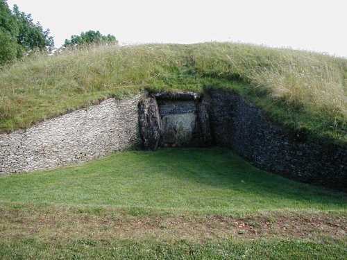 Belas Knap Long Barrow, Near Winchcombe