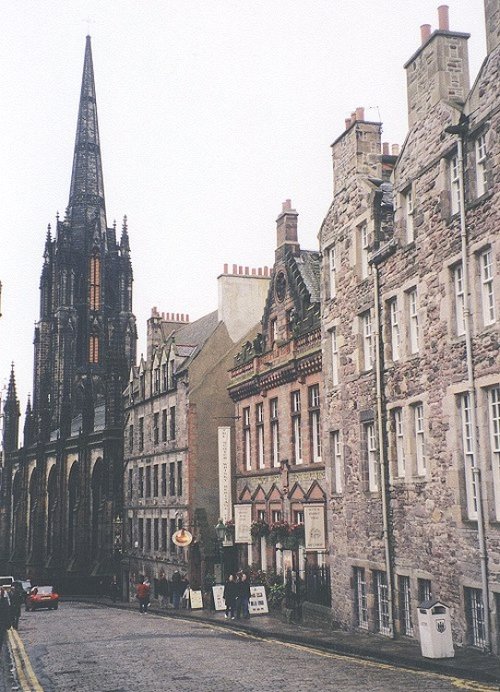View of the 'Royal Mile' that runs from Edinburgh Castle to the Palace of Holyroodhouse.