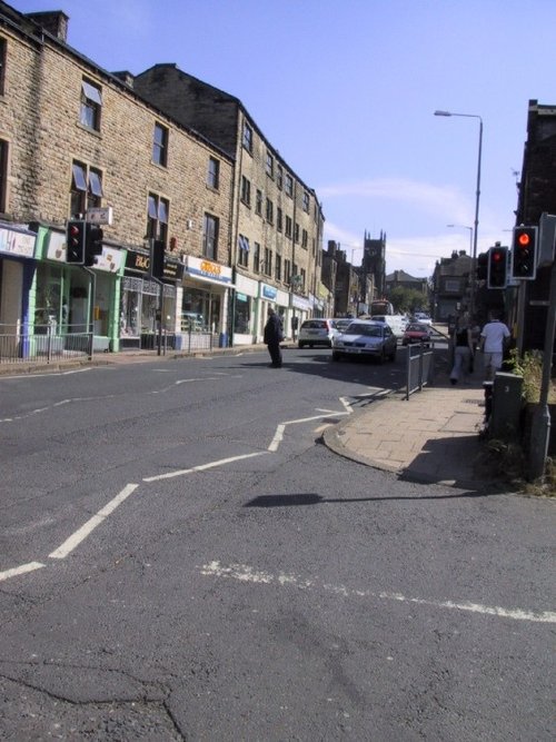 Farsley Town Street, May 2004
