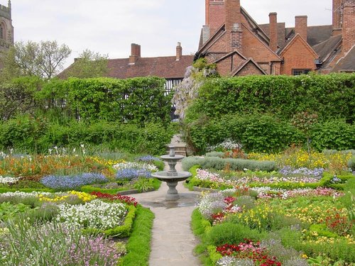 Knot Garden, New Place