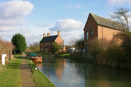 Oxford canal at Marston Doles, Warwickshire