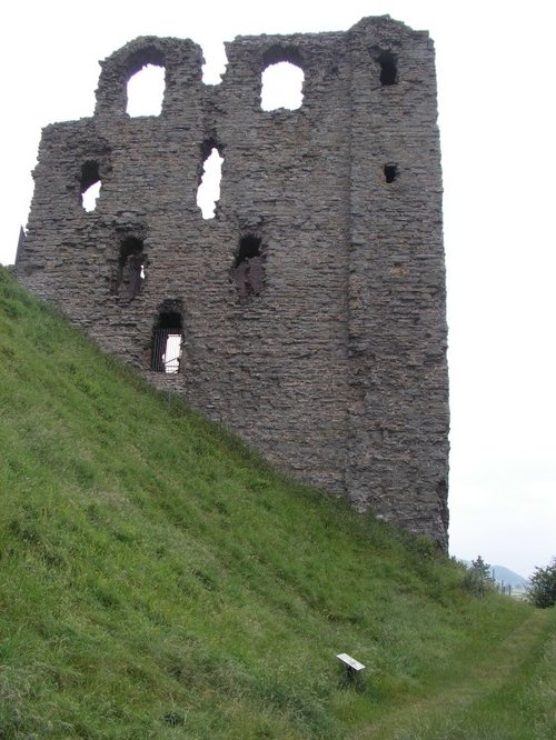 Clun Castle